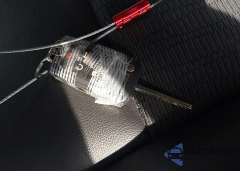 2016 Chevrolet Impala 1Lt из США, поврежденный, VIN 2G1105SA5G9141825